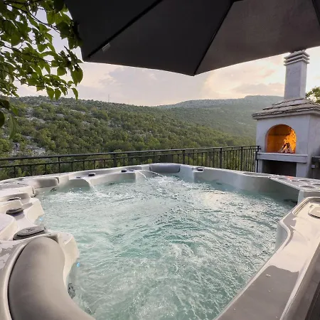 Holiday Home Vrkic With Hot Tub Omis Exterior photo